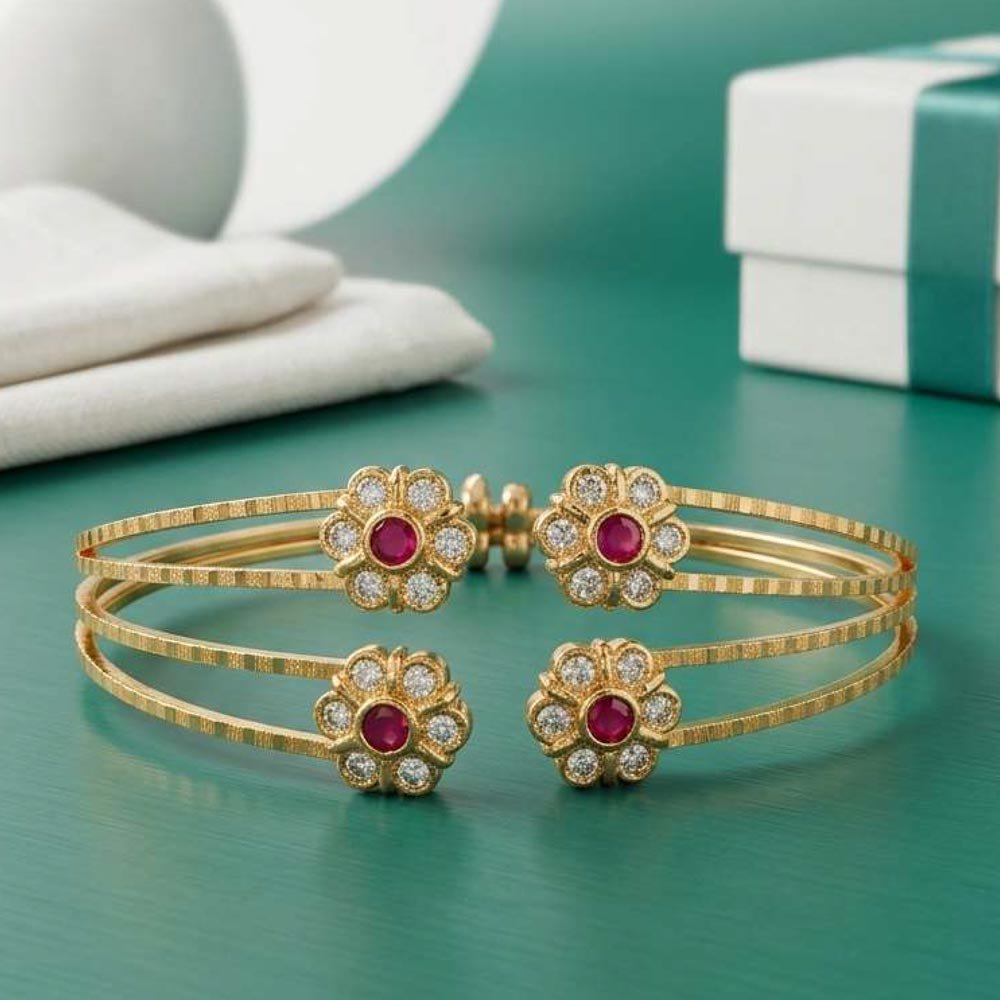 Designer Gold Plated Floral Bracelet (Art No.205)