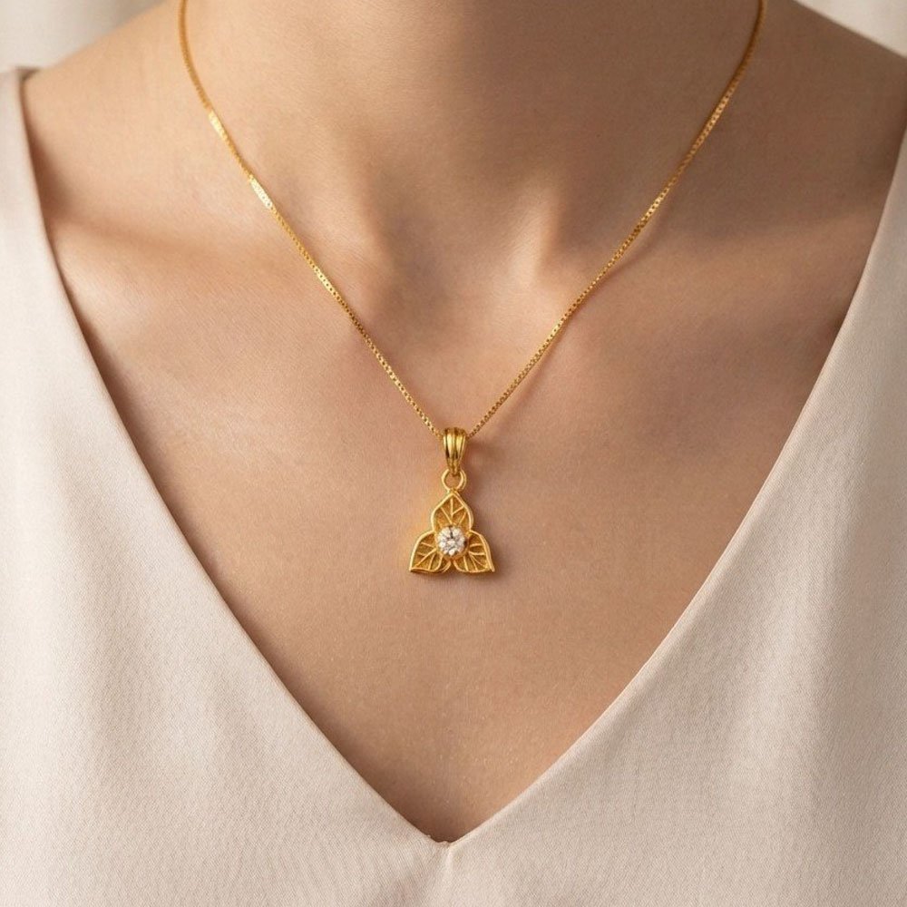 Gold Plated White Stone Floral Pendant With Chain (Art No.315) - Image 2